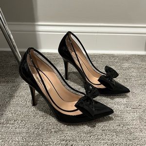 Valentino Garavani DollyBow Patent 105mm Pumps size 36, Black